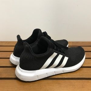 Adidas Swift Run